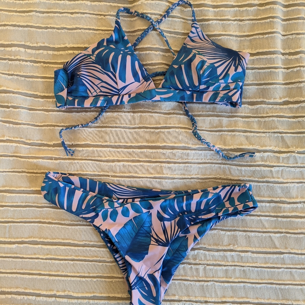 NWT Shein Bikini (size L)